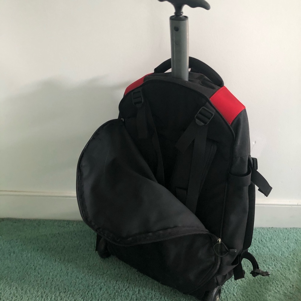 Swiss Brand Roller suitcase